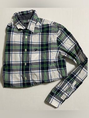 American Eagle Classic Fit Button Down size medium